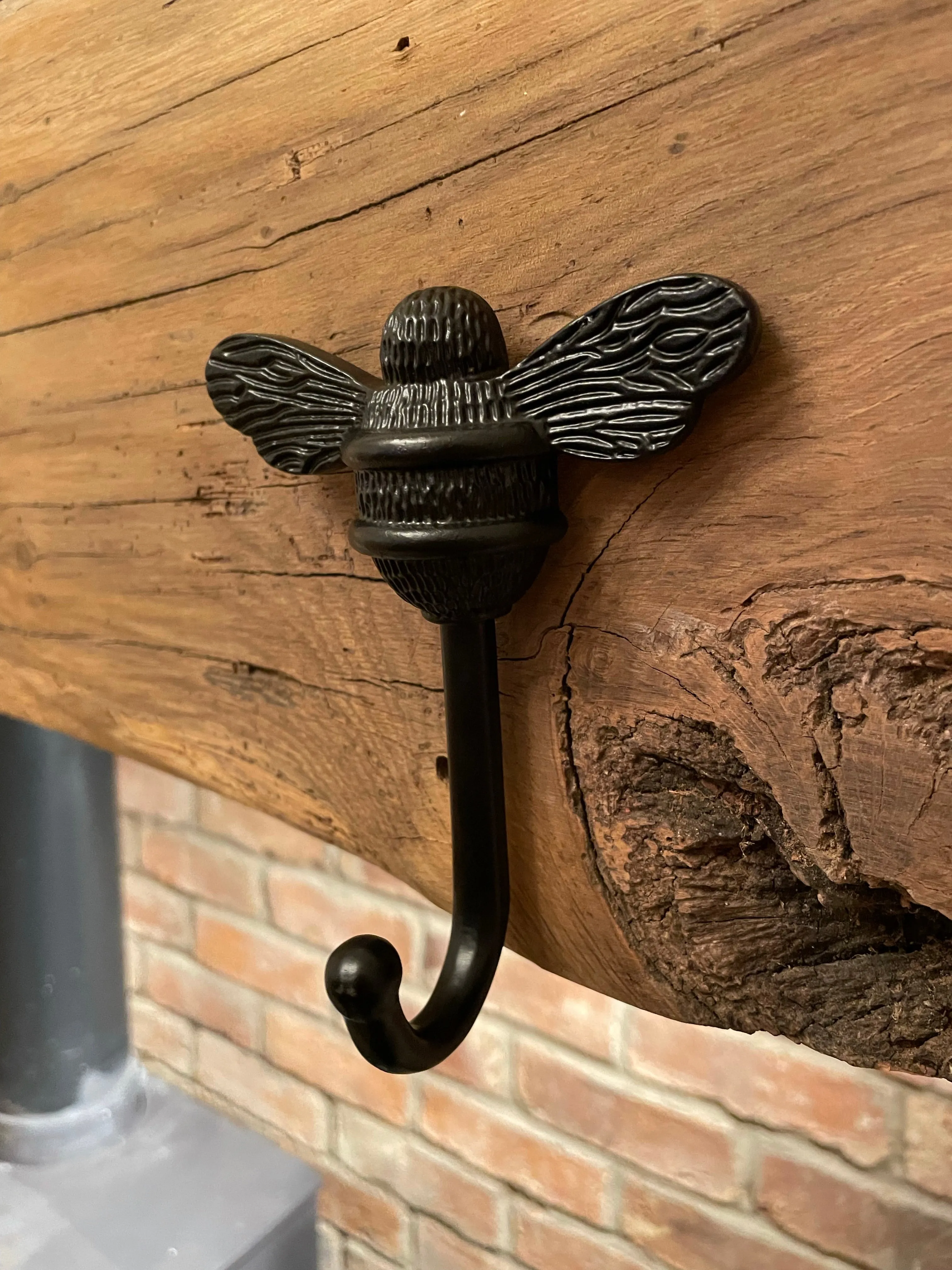 Black Bee Hook